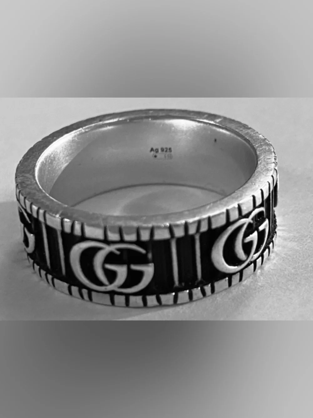 Gucci Silver and Black Double G Band Ring Unisex - Picture 6 of 9